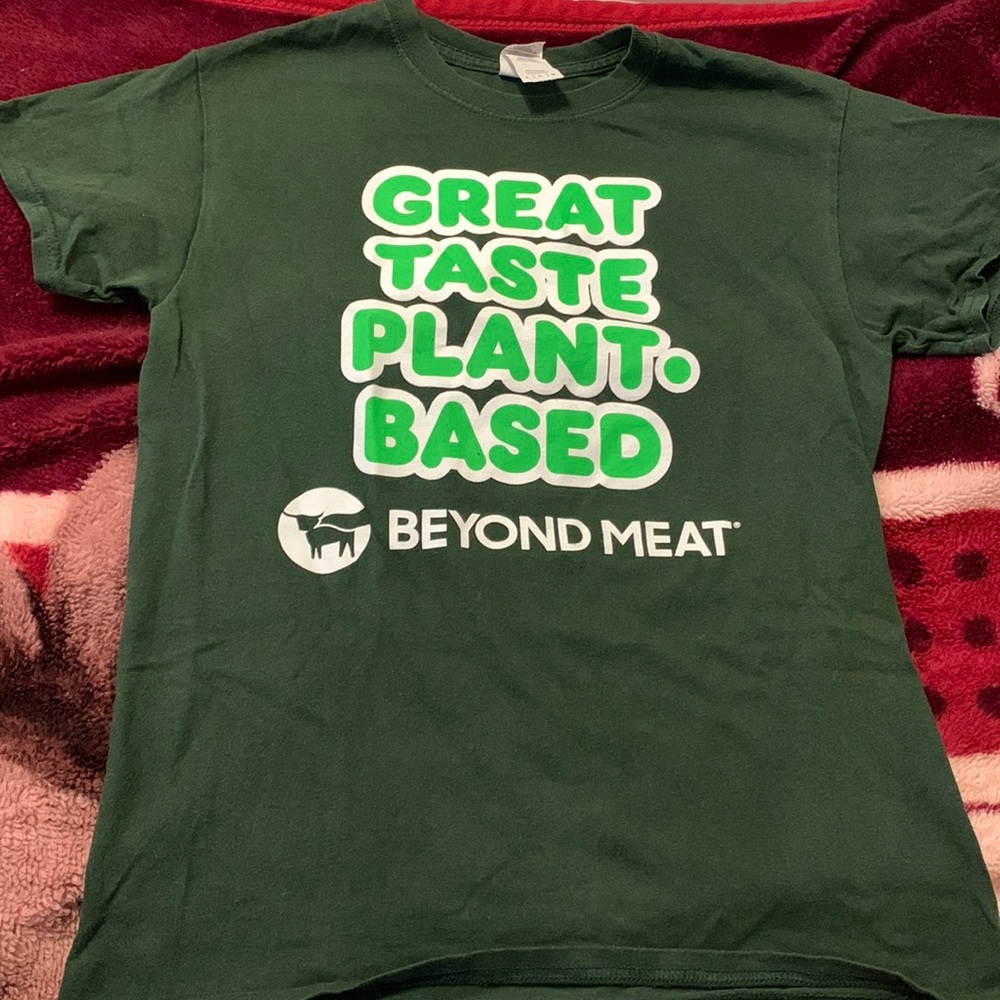 Size small green Dunkin t-shirt.Great condition.